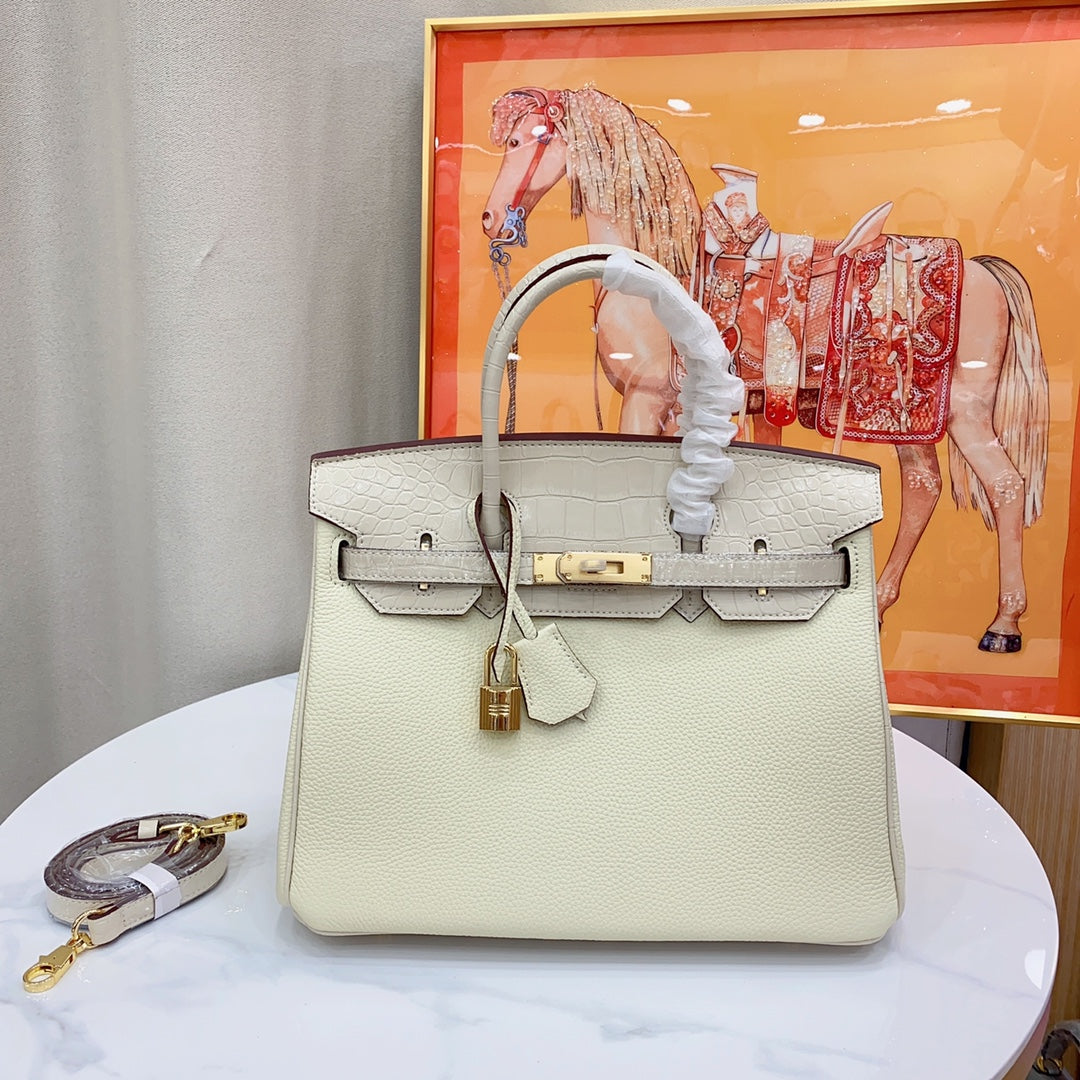 Chic & Stylish Bags