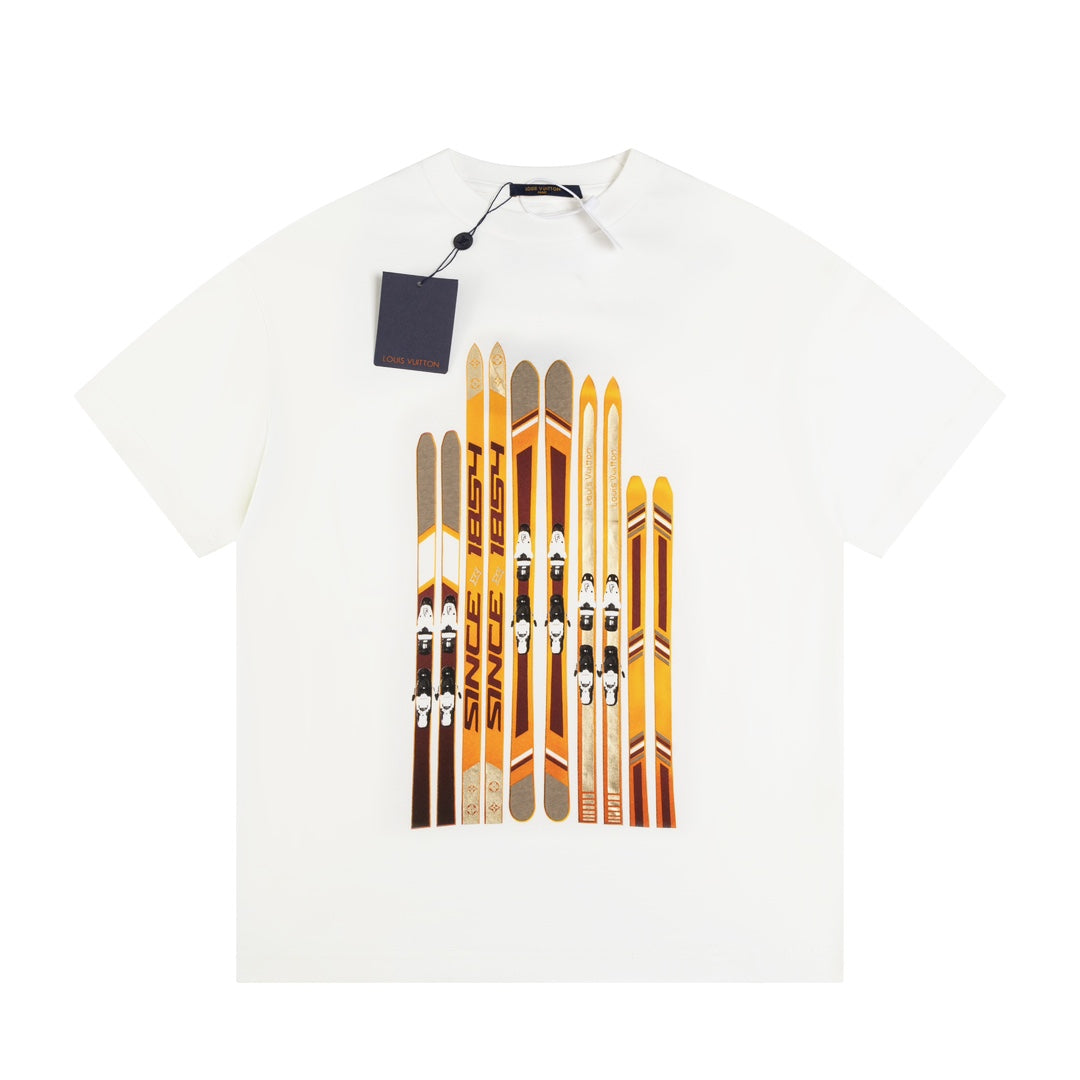 MINIMALIST STREET STYLE