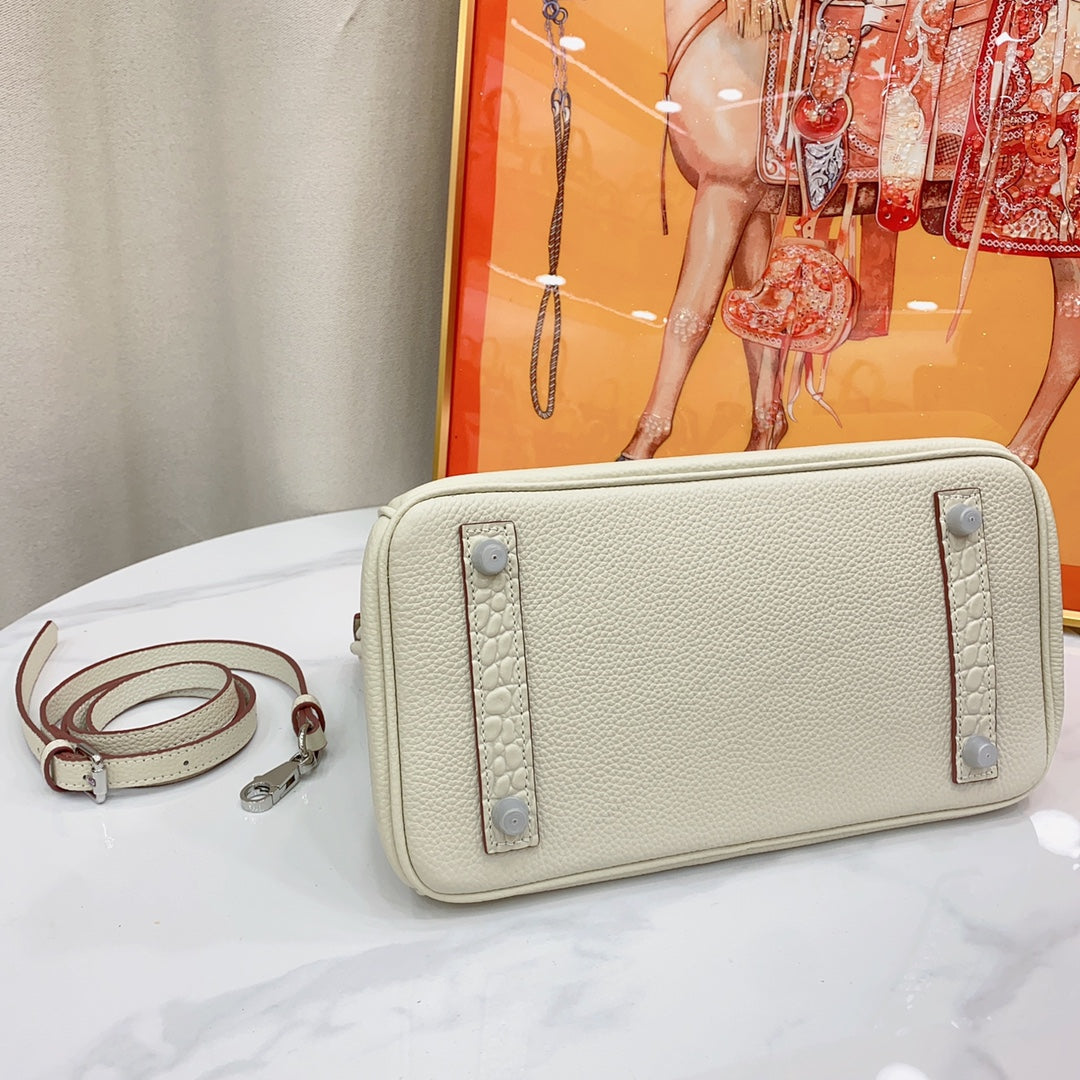 Chic & Stylish Bags