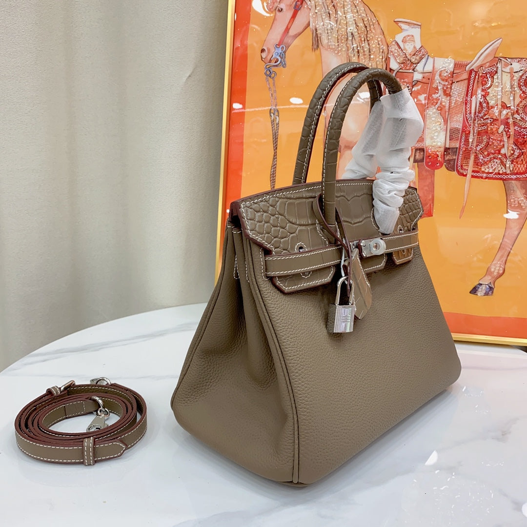 Chic & Stylish Bags
