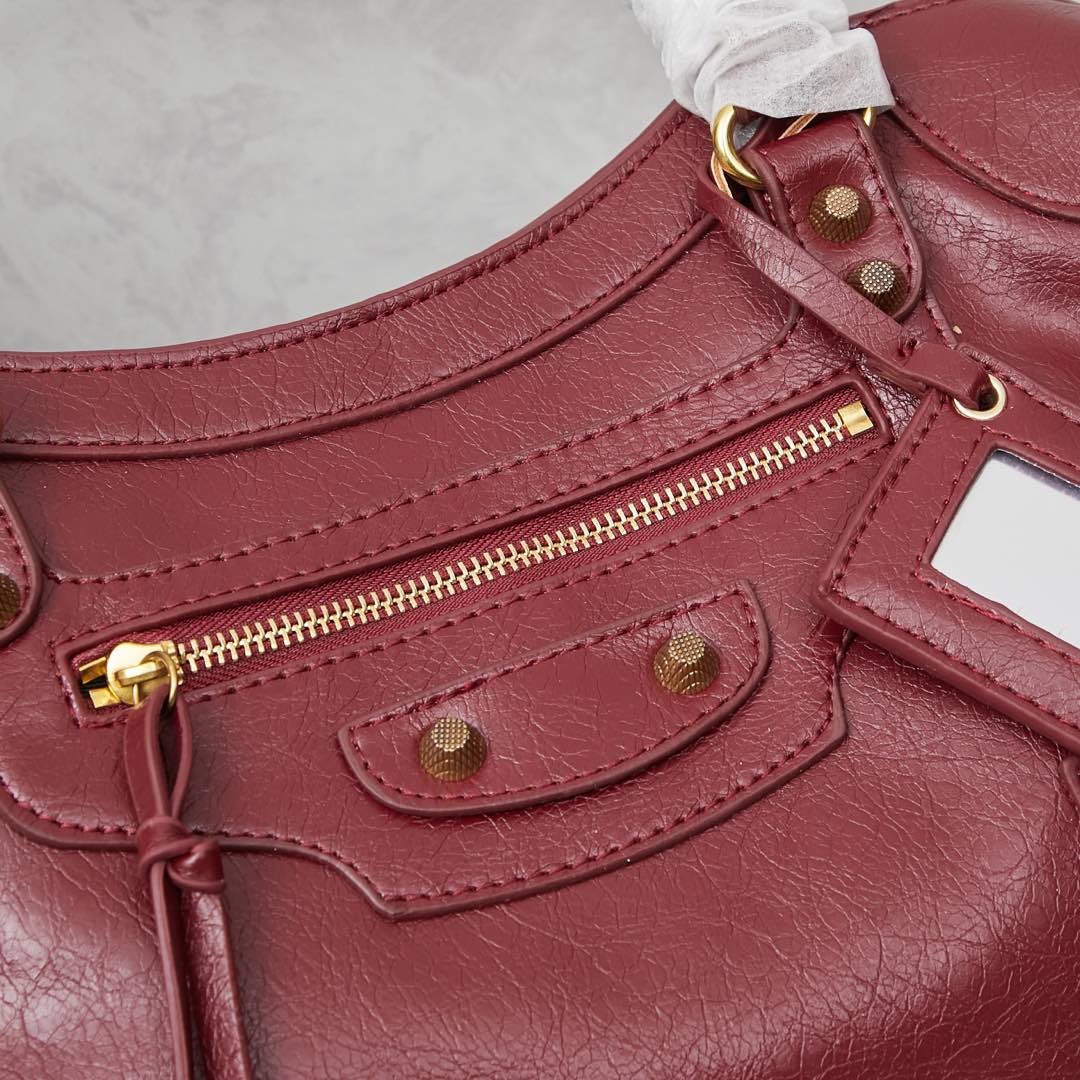 Chic & Stylish Bags
