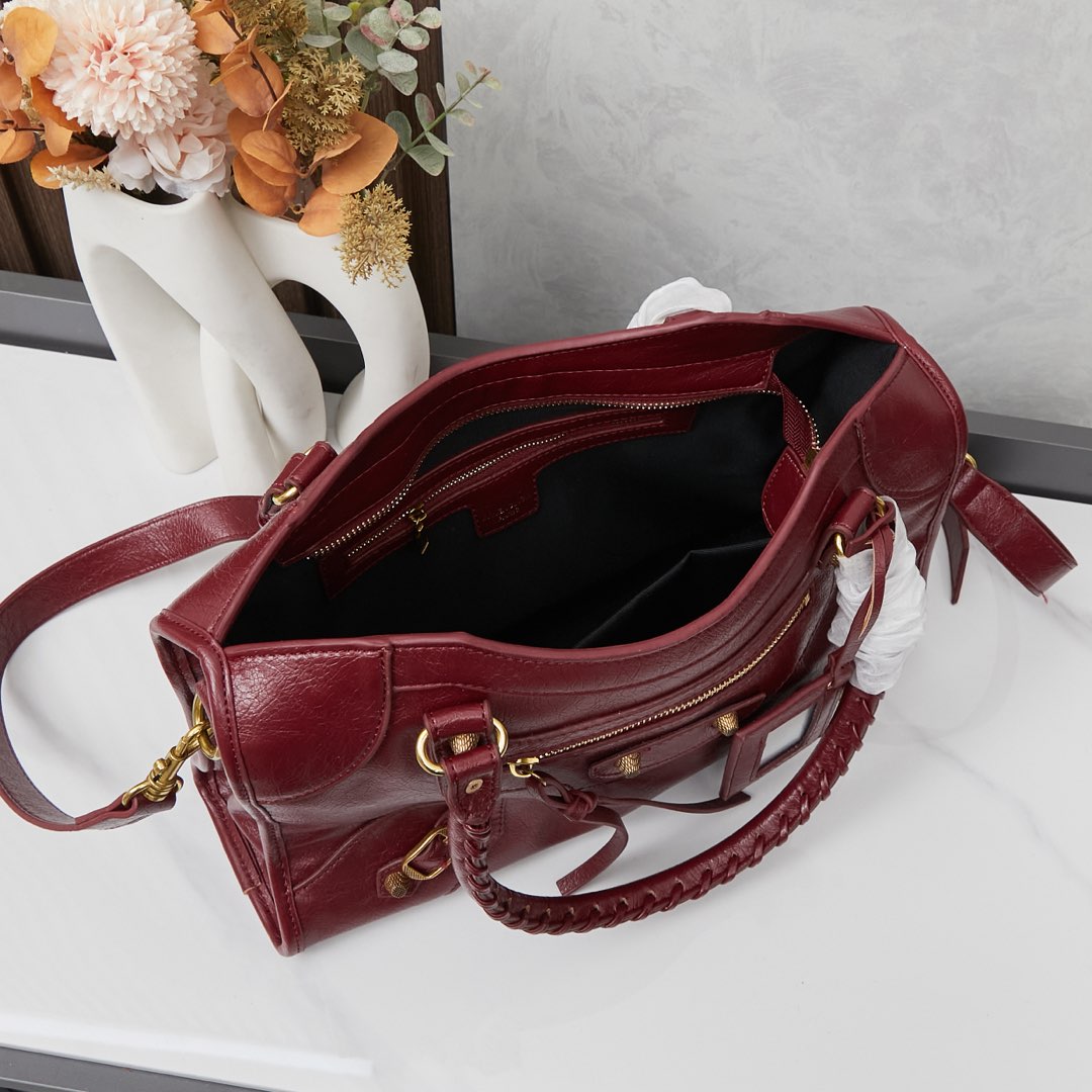 Chic & Stylish Bags