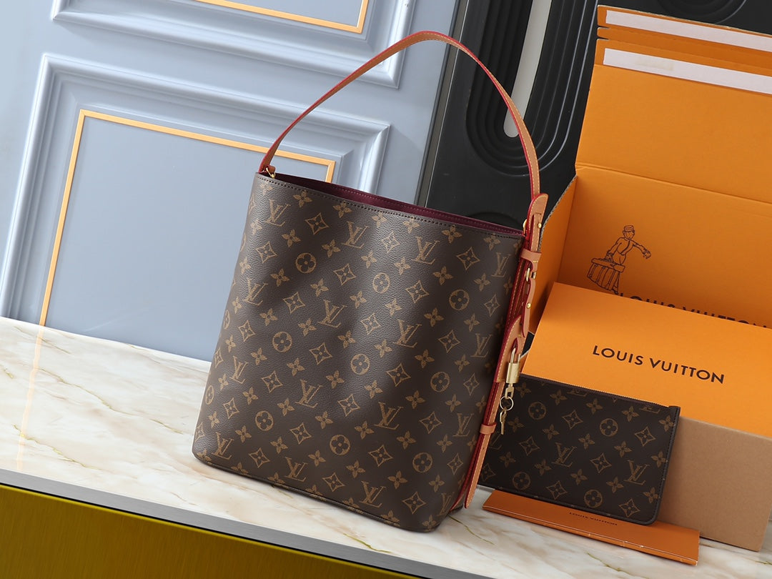 Chic & Stylish Bags