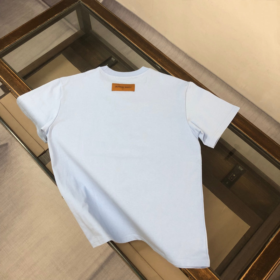 MINIMALIST STREET STYLE