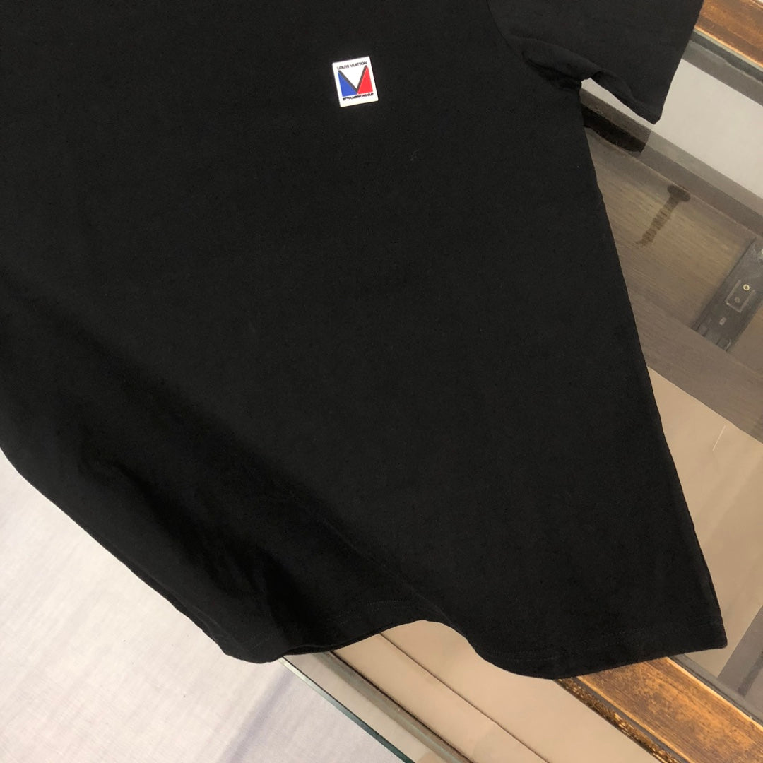 MINIMALIST STREET STYLE