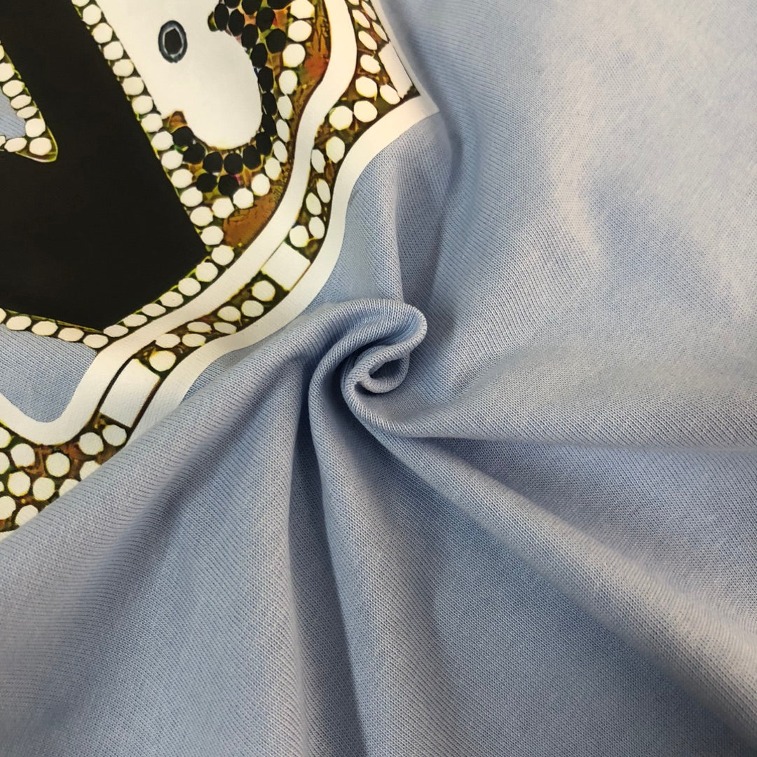 MINIMALIST STREET STYLE