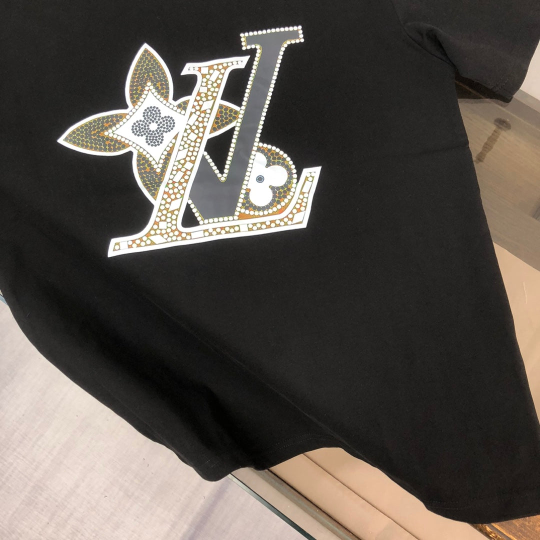 MINIMALIST STREET STYLE