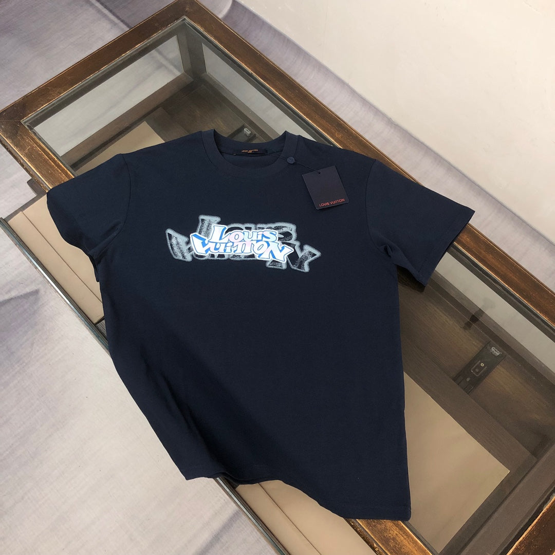 MINIMALIST STREET STYLE