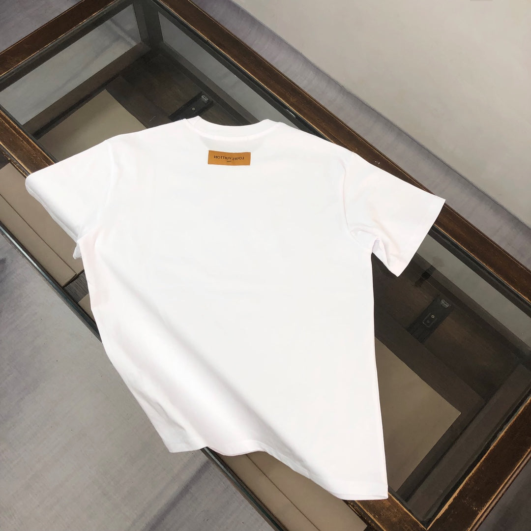 MINIMALIST STREET STYLE