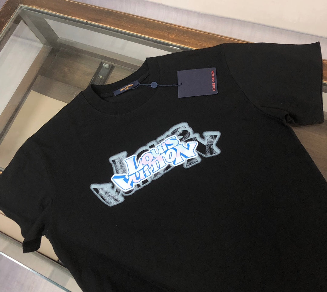 MINIMALIST STREET STYLE