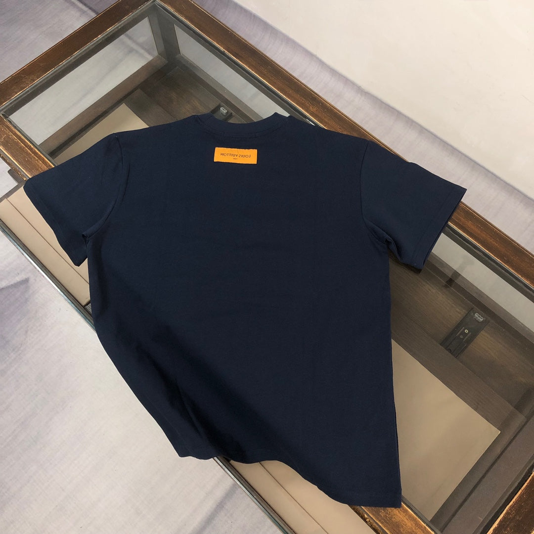 MINIMALIST STREET STYLE