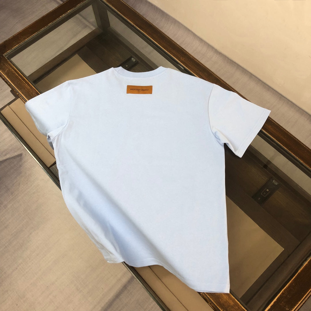 MINIMALIST STREET STYLE