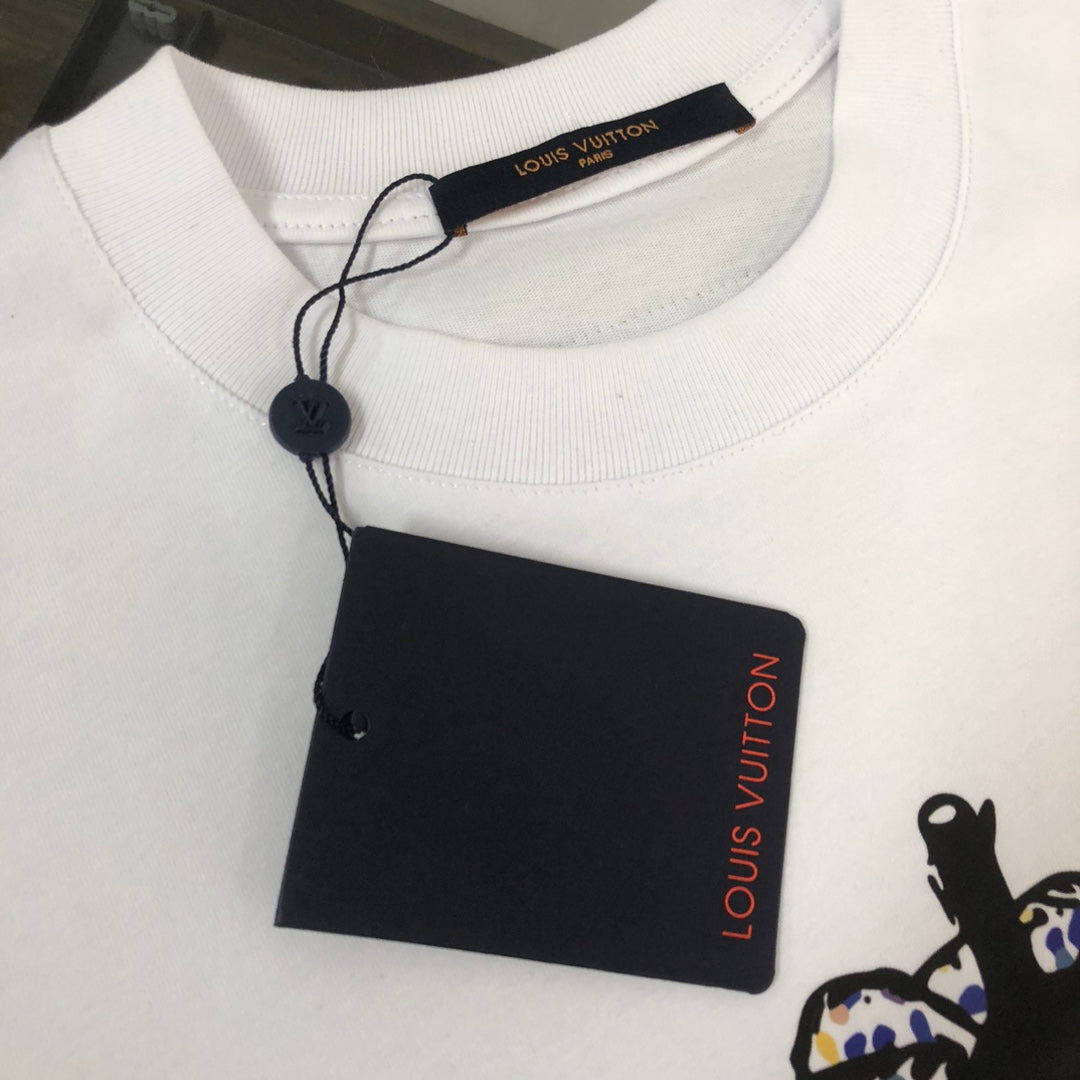 MINIMALIST STREET STYLE