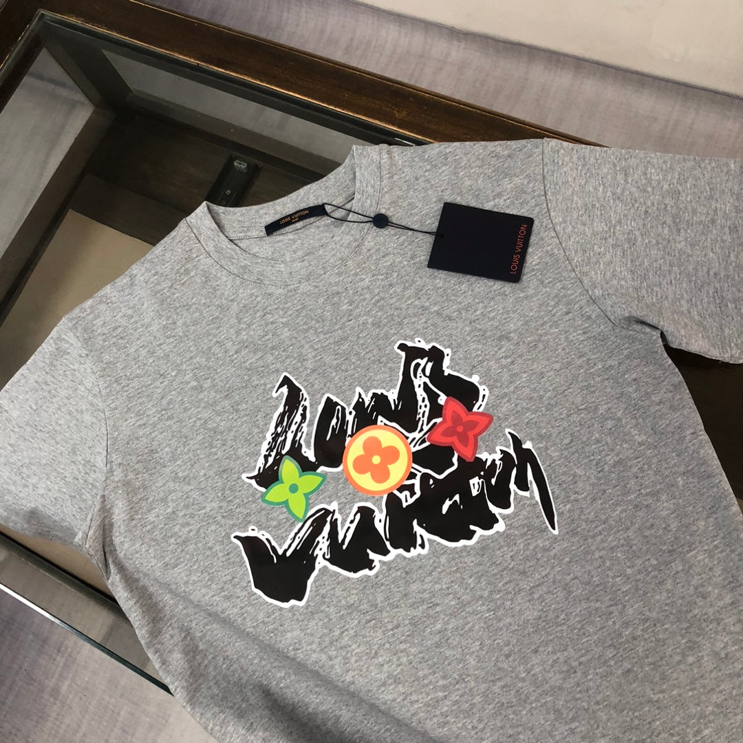 MINIMALIST STREET STYLE