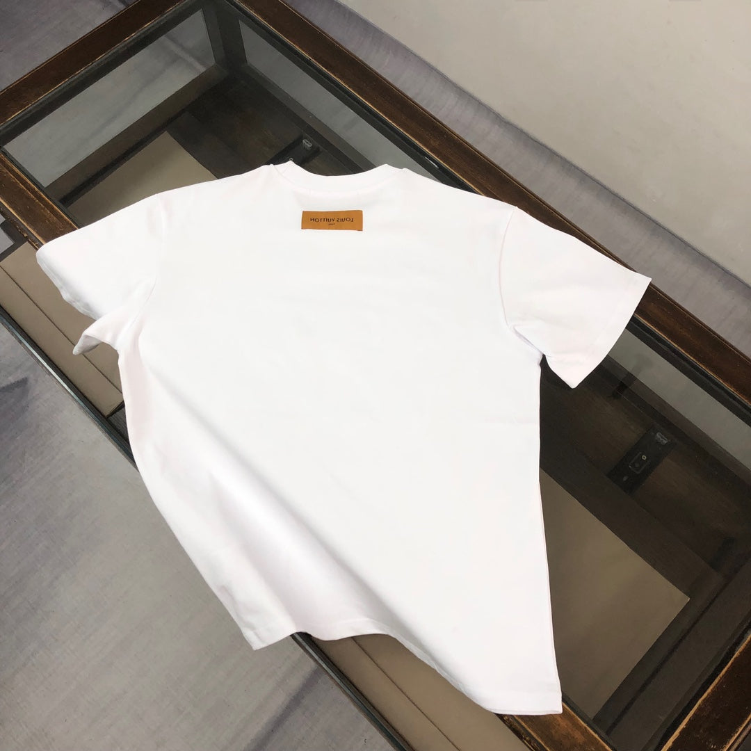 MINIMALIST STREET STYLE