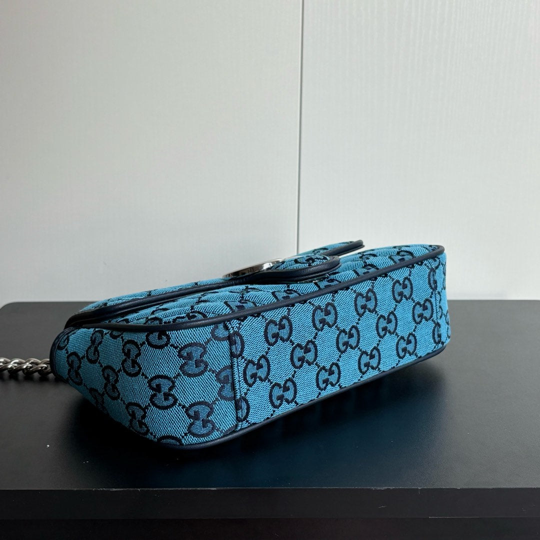 Chic & Stylish Bags