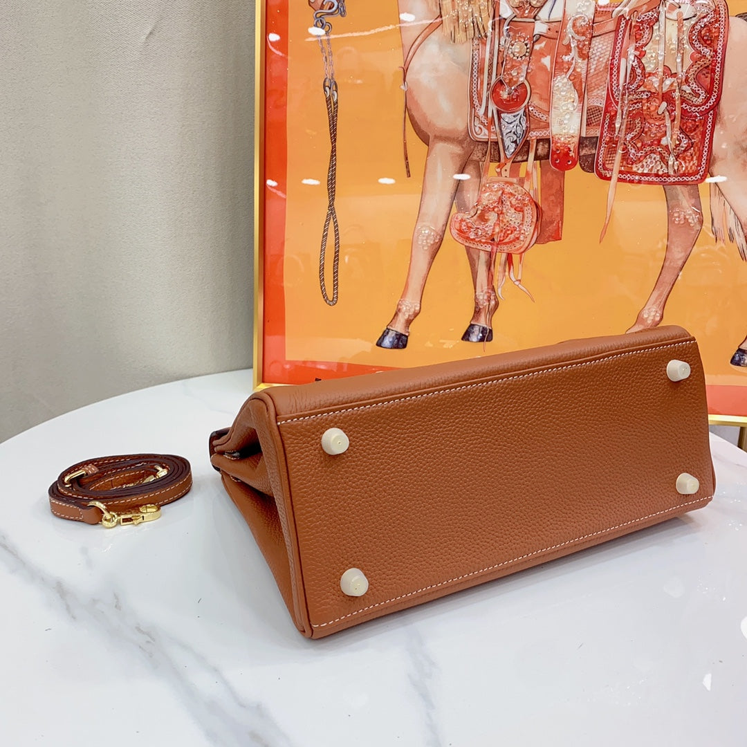 Chic & Stylish Bags