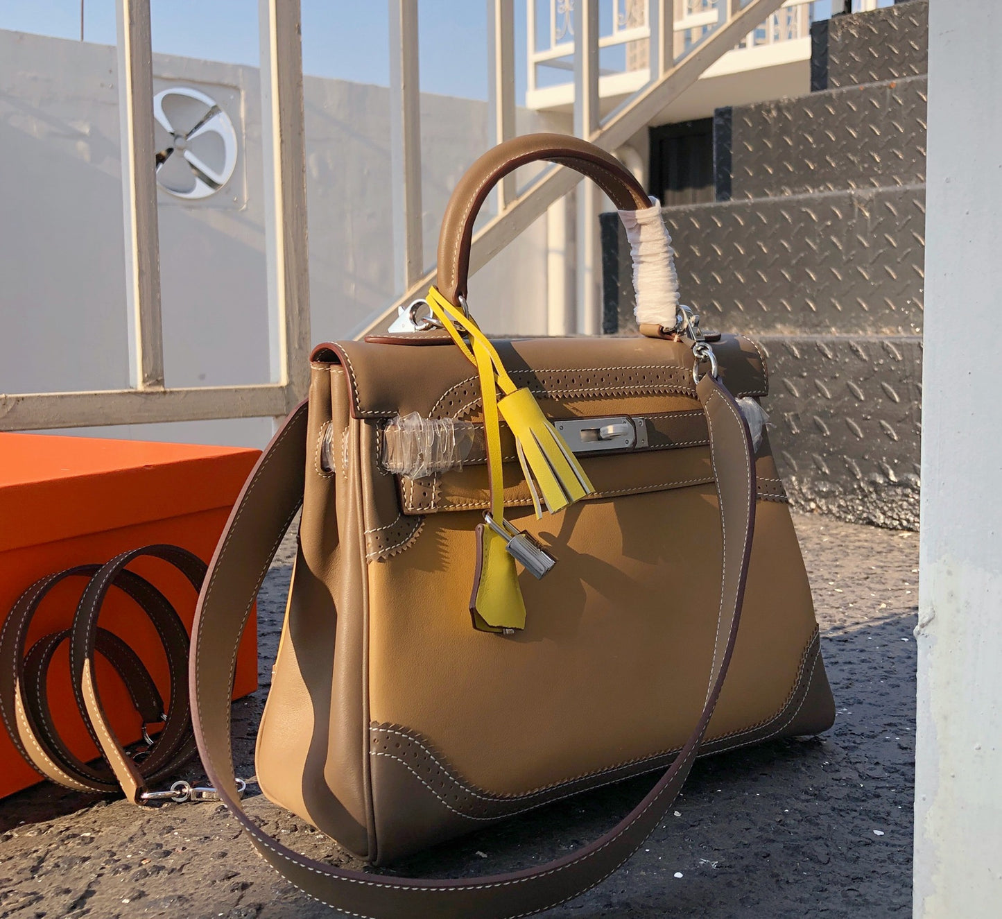 Chic & Stylish Bags