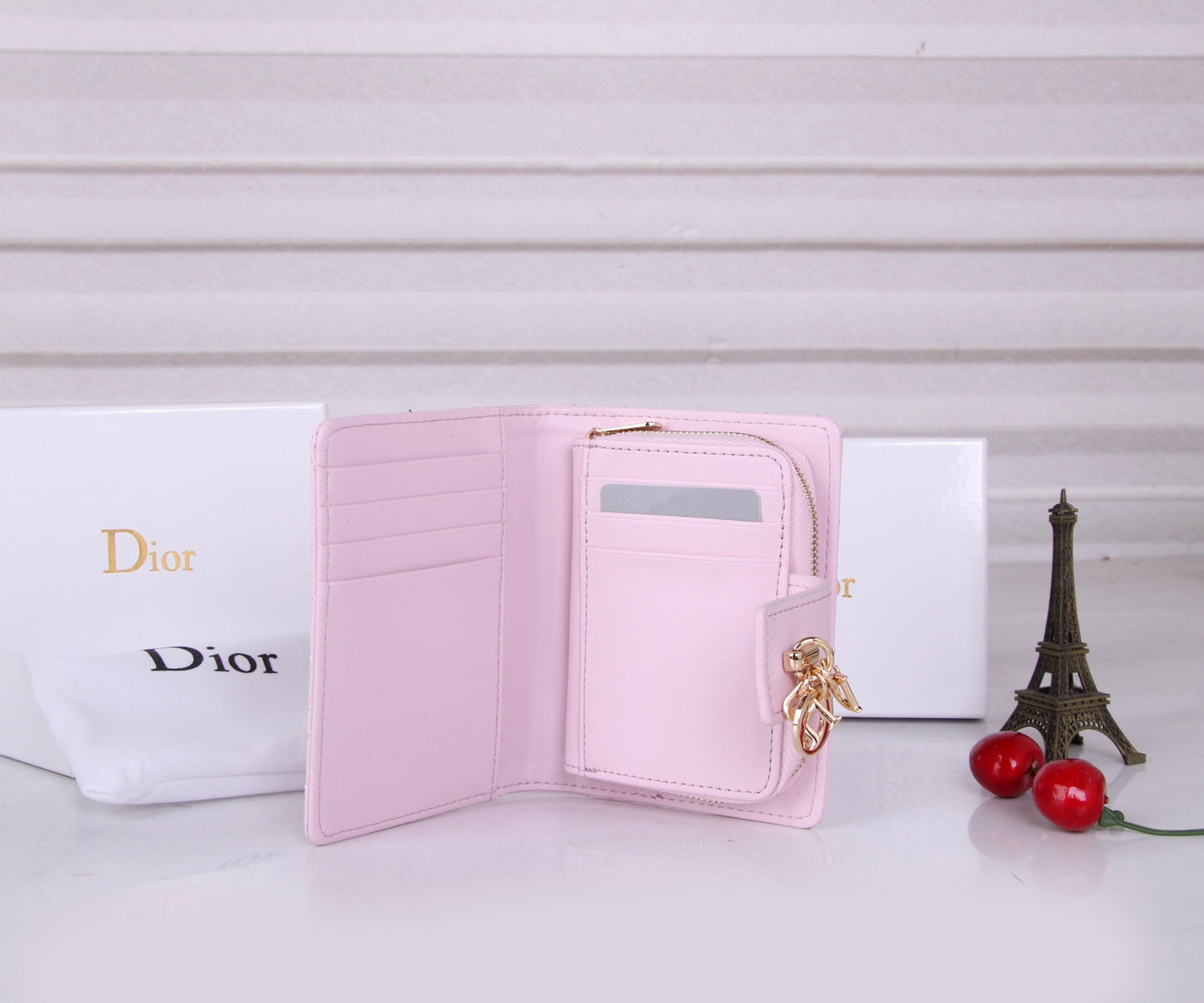 Chic & Stylish Bags