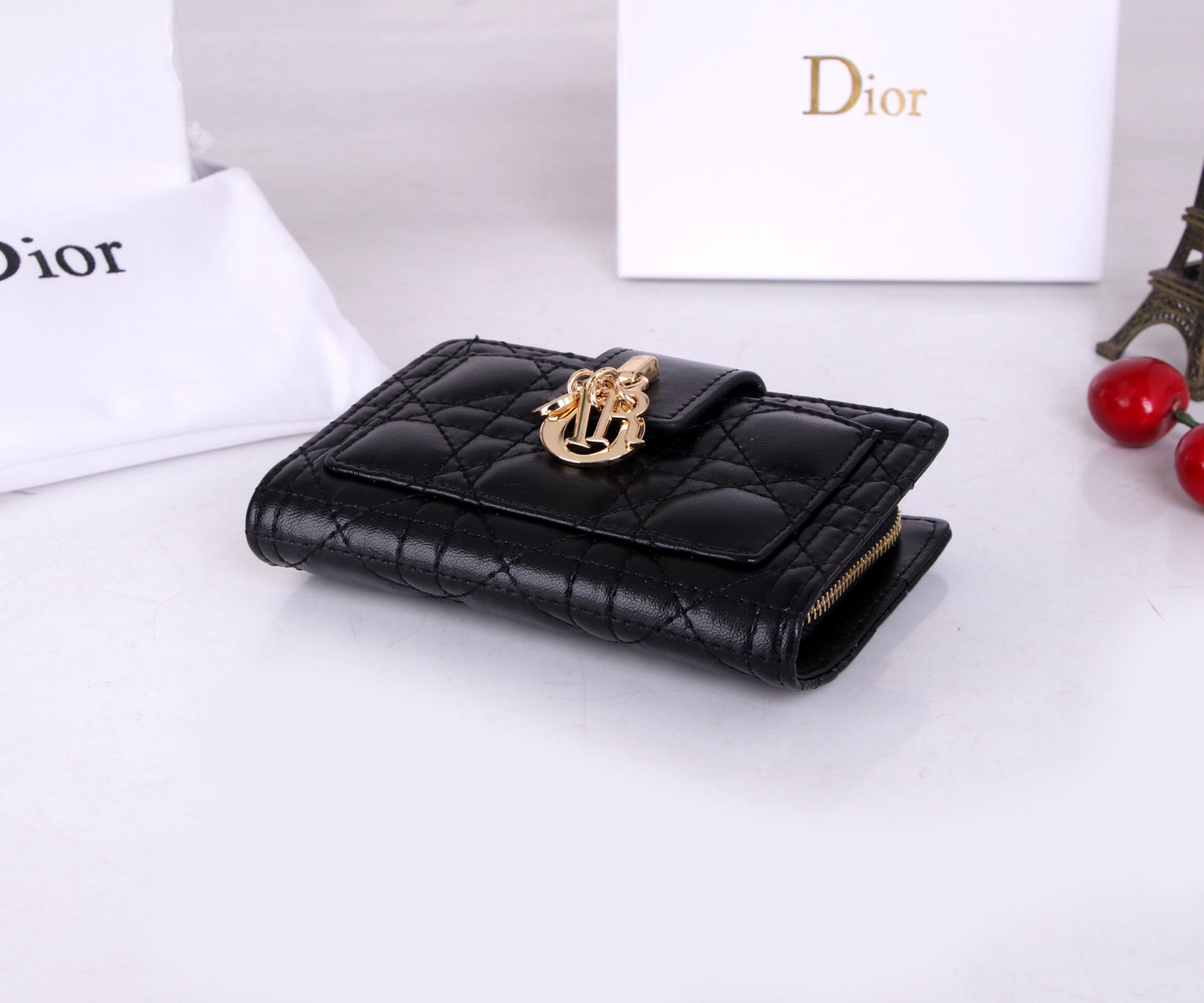 Chic & Stylish Bags