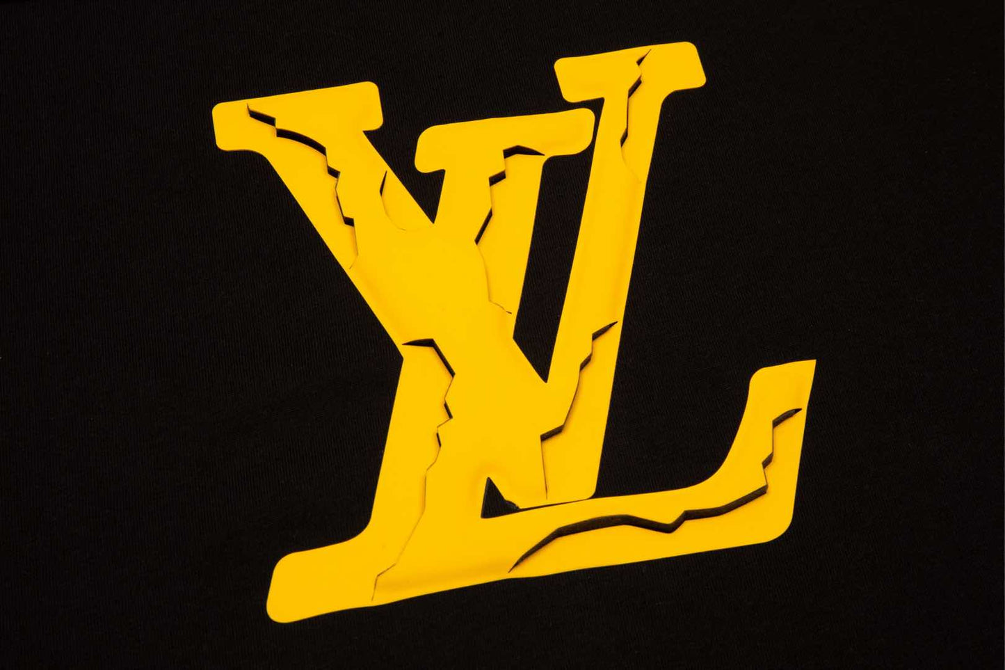 MINIMALIST STREET STYLE