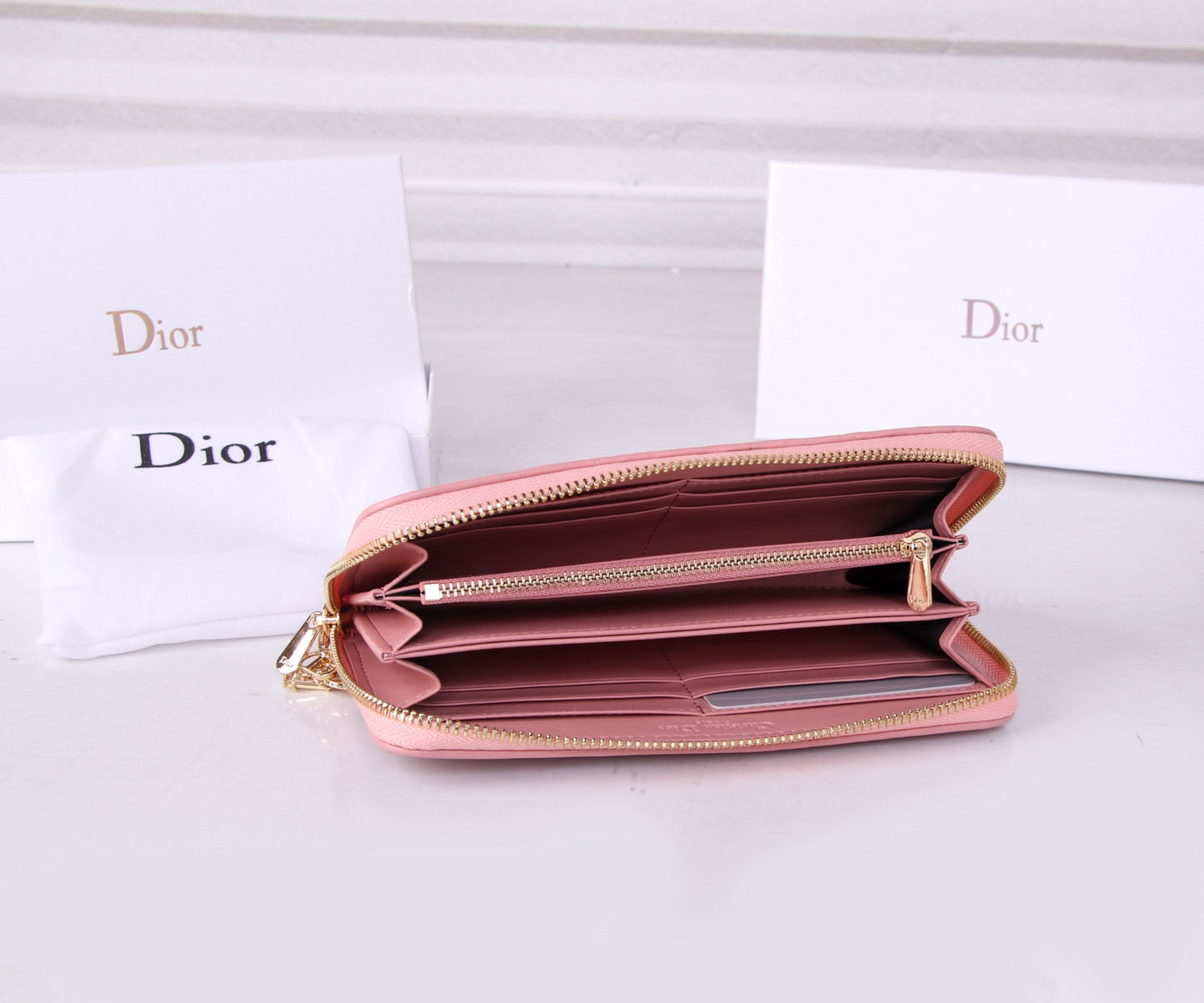 Chic & Stylish Bags
