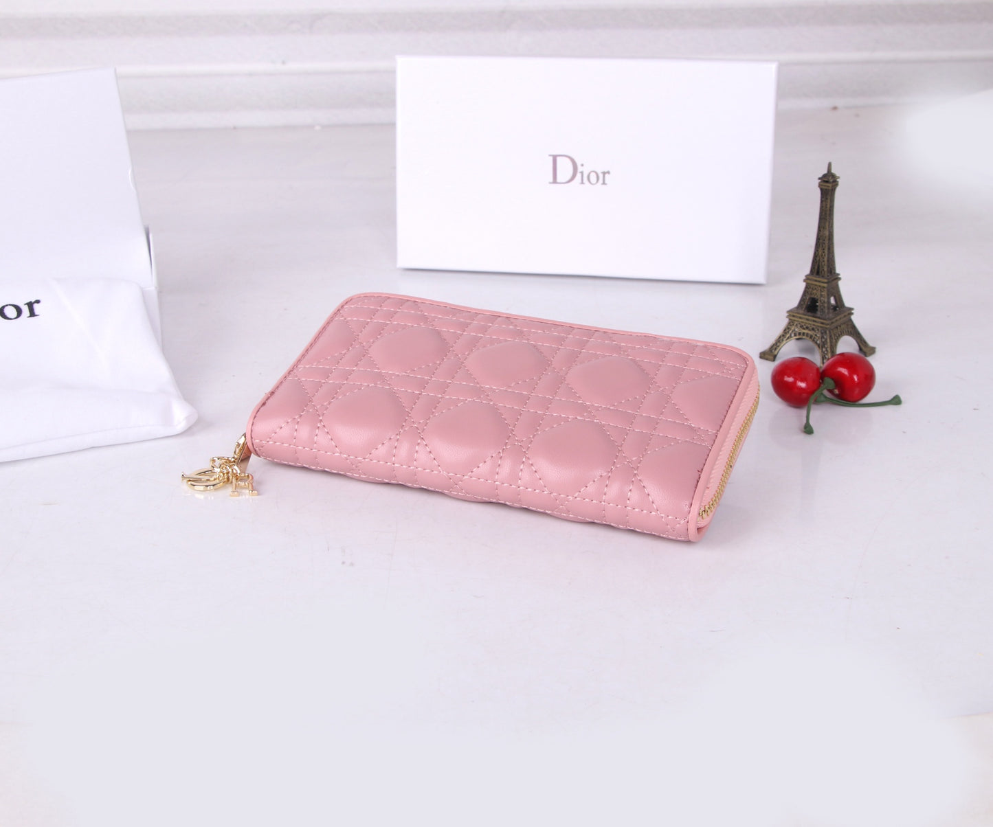 Chic & Stylish Bags
