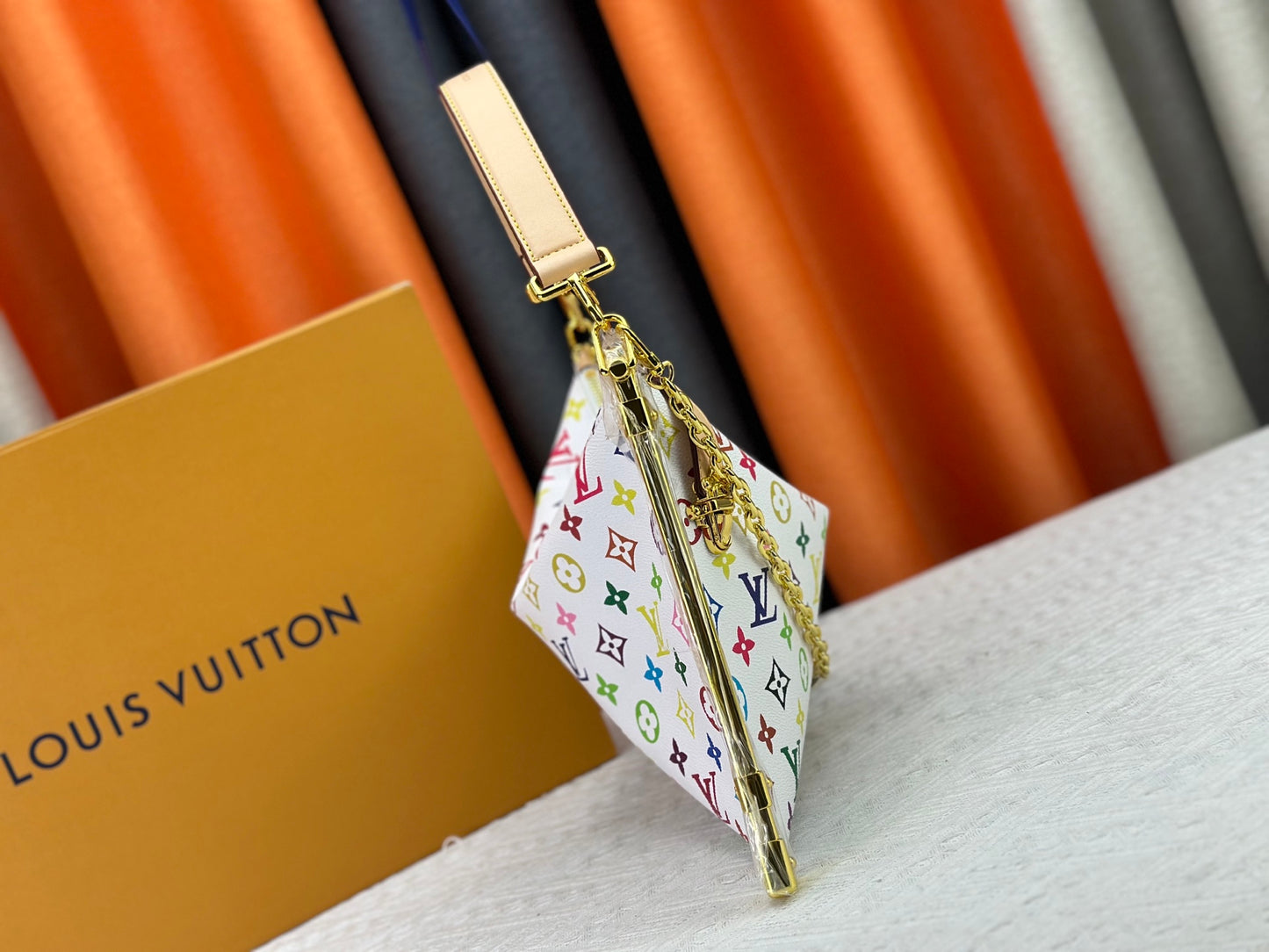 Chic & Stylish Bags