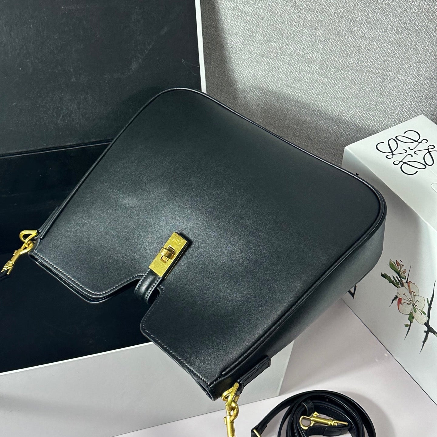 Chic & Stylish Bags