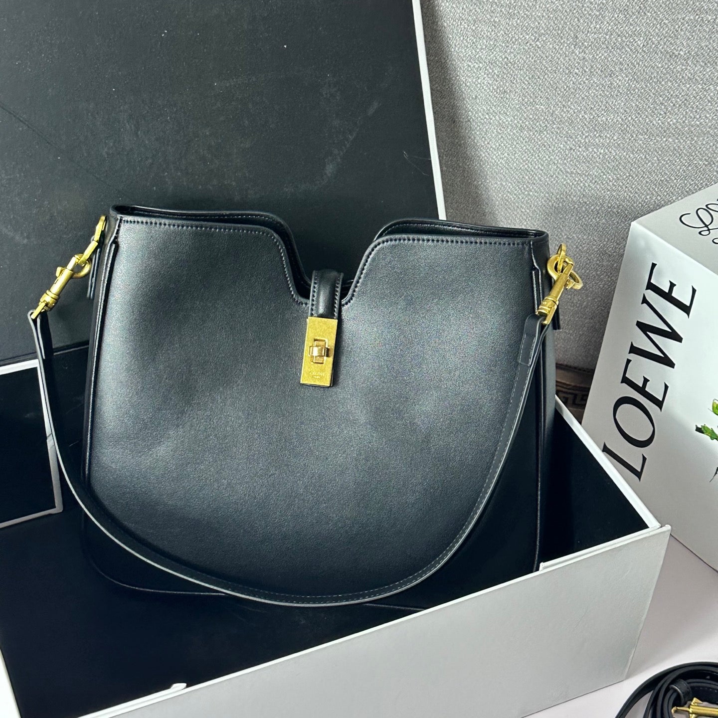 Chic & Stylish Bags
