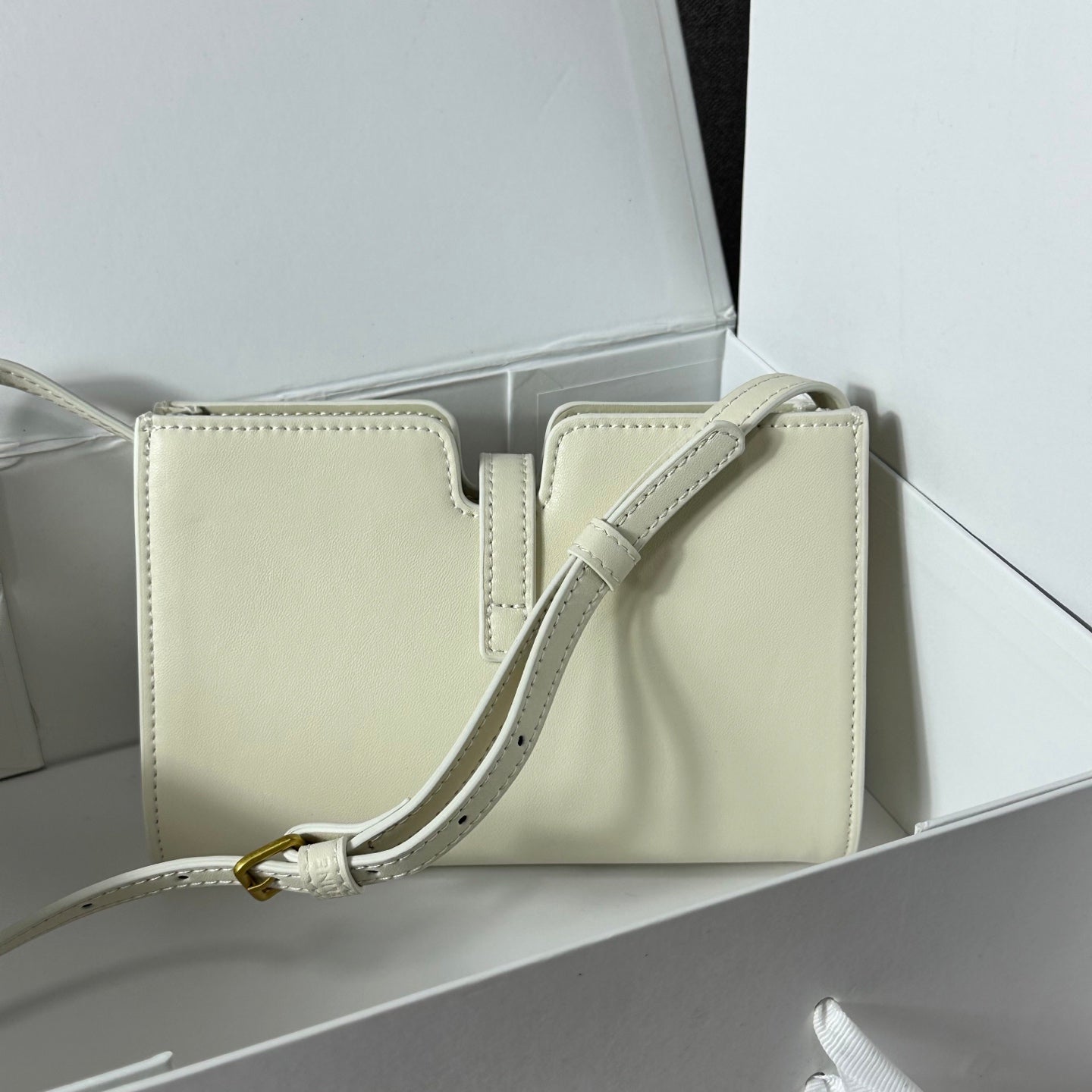 Chic & Stylish Bags