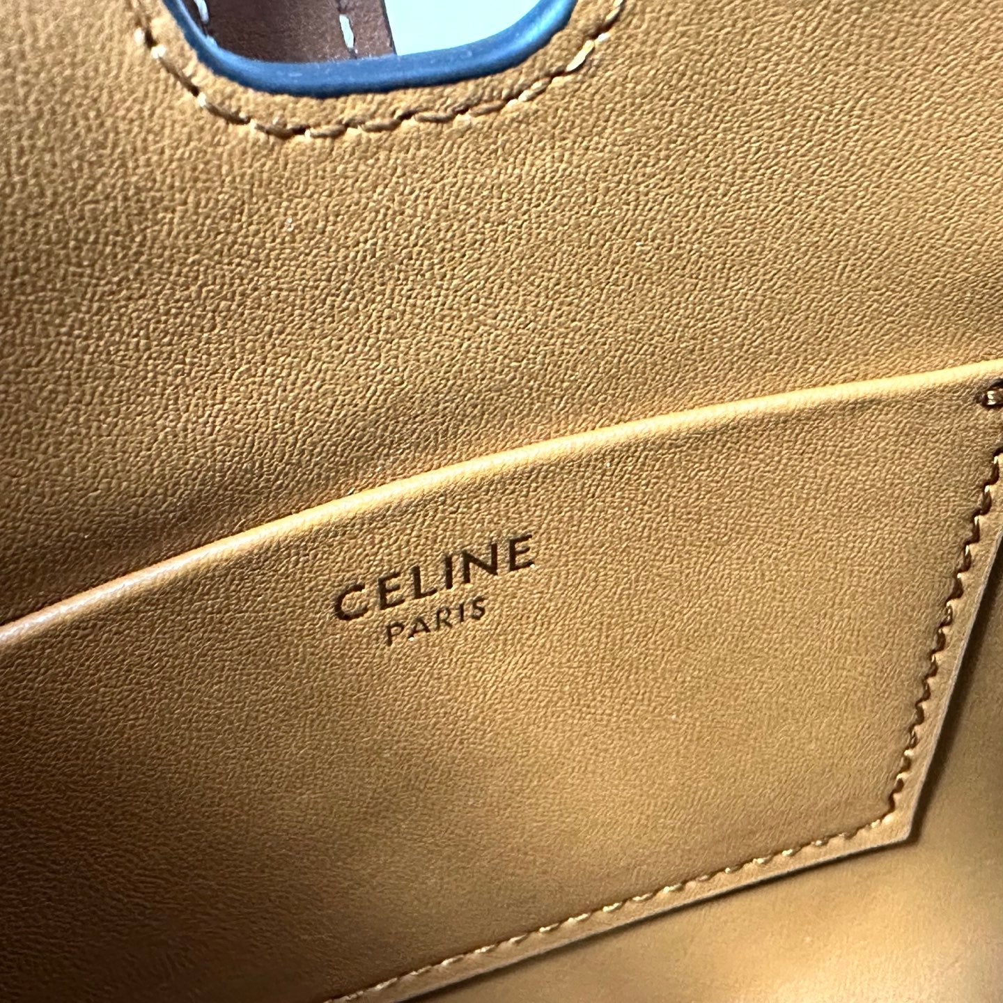 Chic & Stylish Bags
