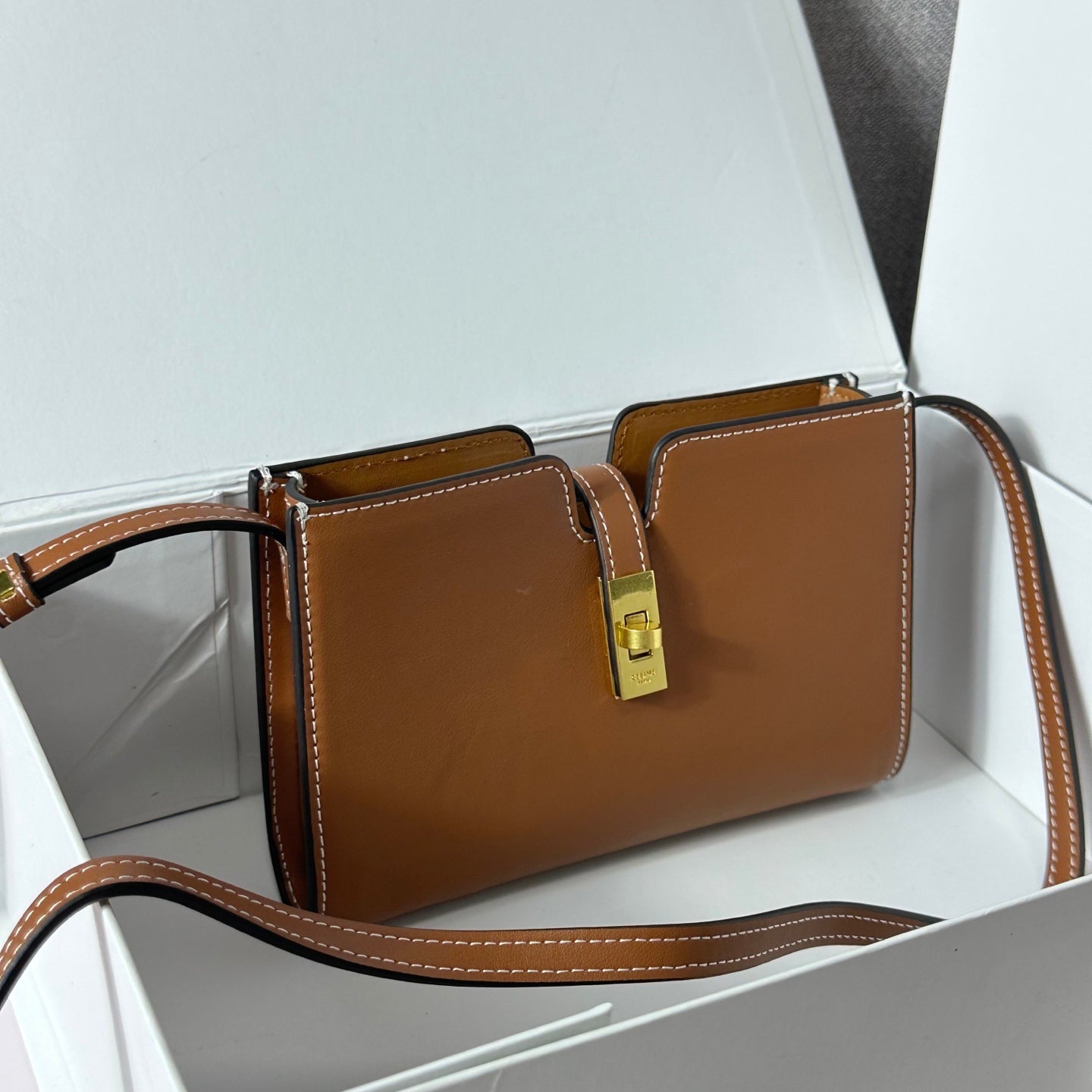 Chic & Stylish Bags