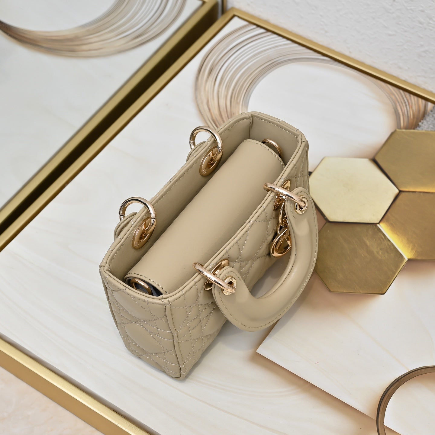 Chic & Stylish Bags