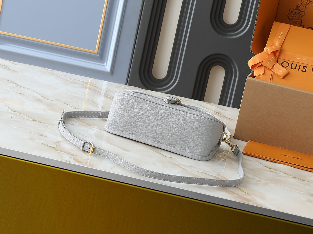 Chic & Stylish Bags