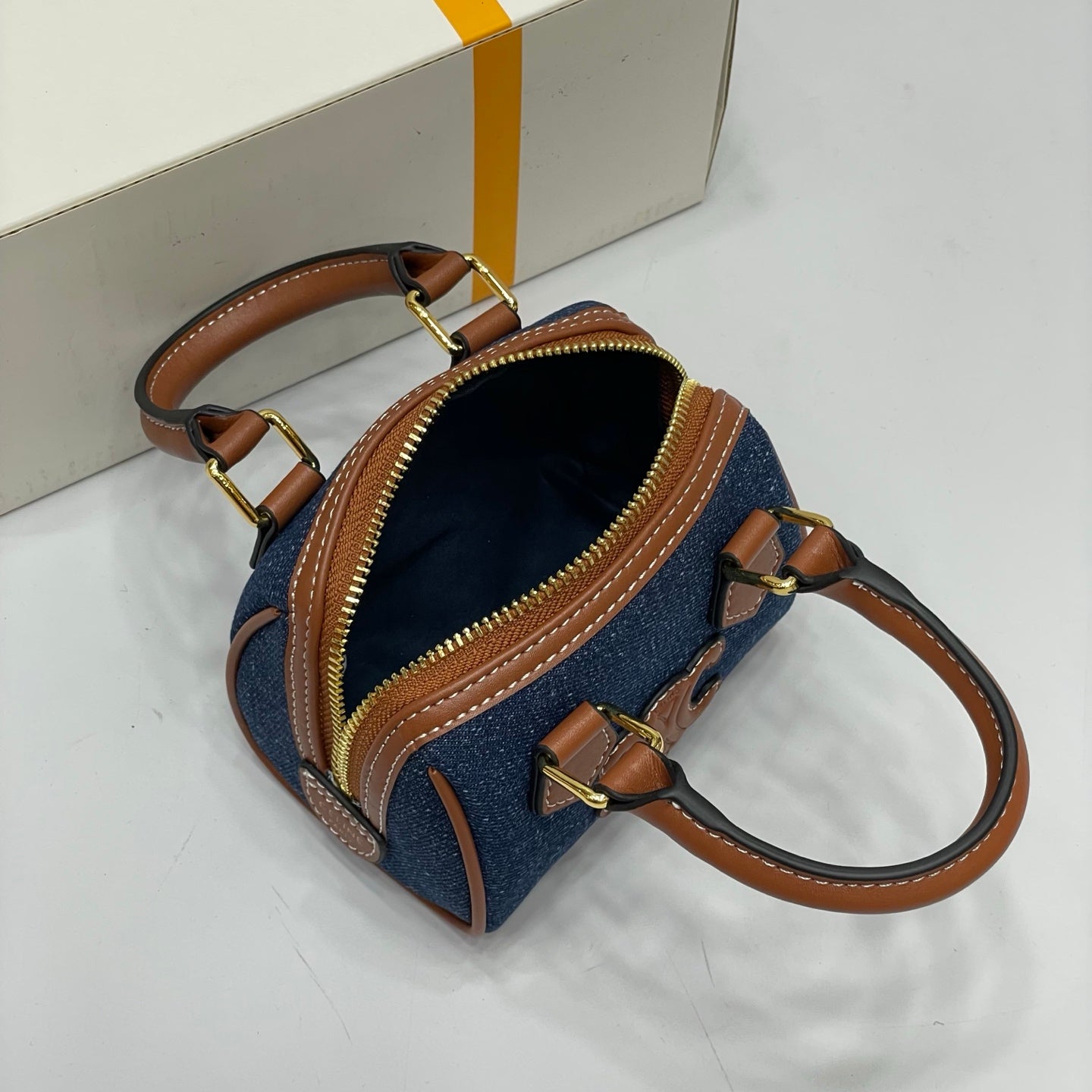 Chic & Stylish Bags