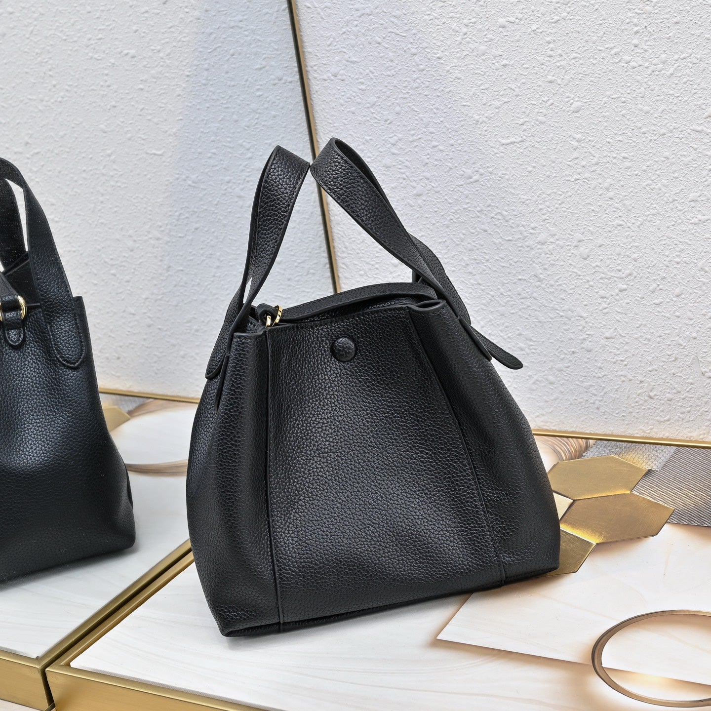 Chic & Stylish Bags