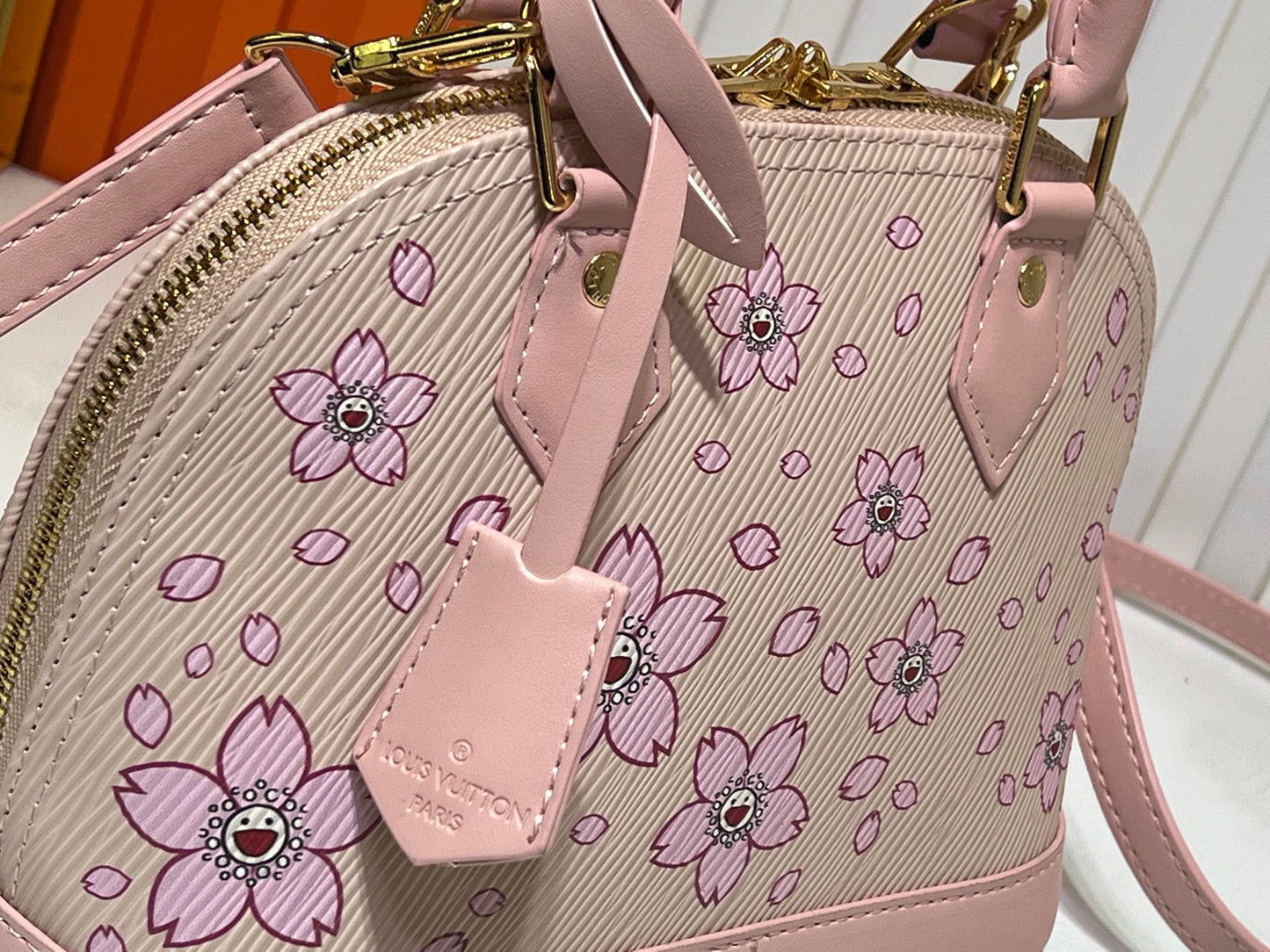 Chic & Stylish Bags