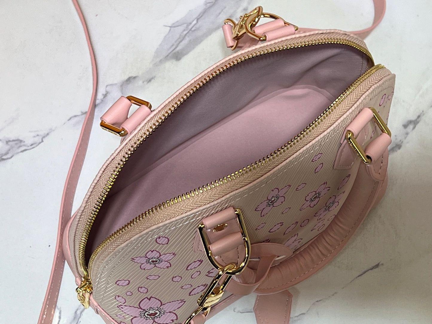 Chic & Stylish Bags