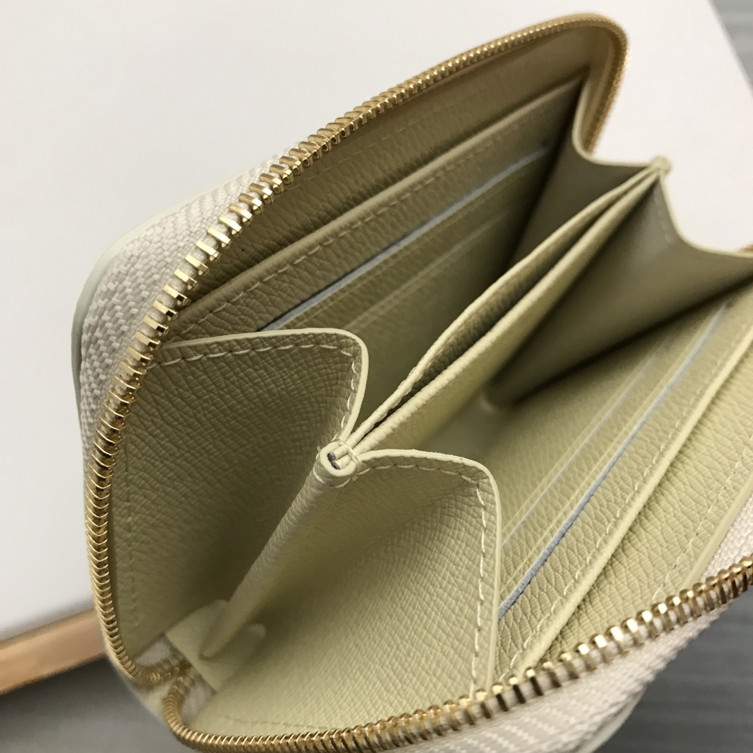 Chic & Stylish Bags