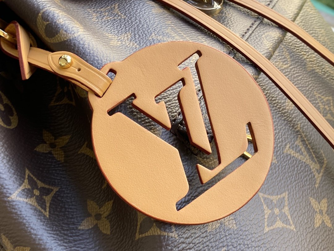 Chic & Stylish Bags