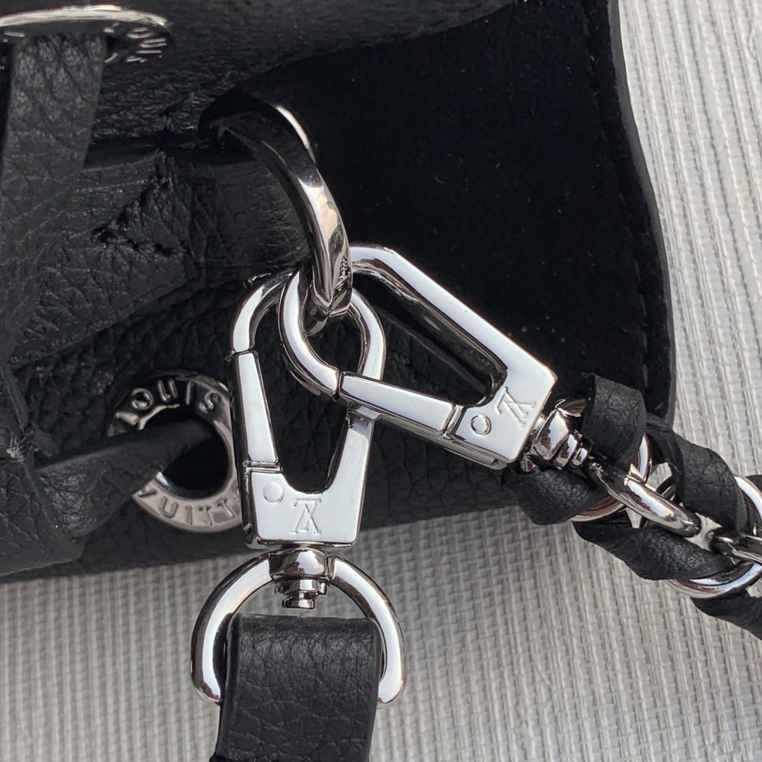 Chic & Stylish Bags