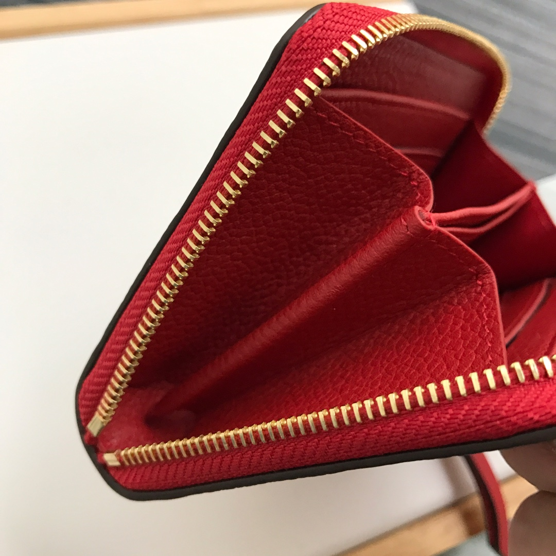 Chic & Stylish Bags
