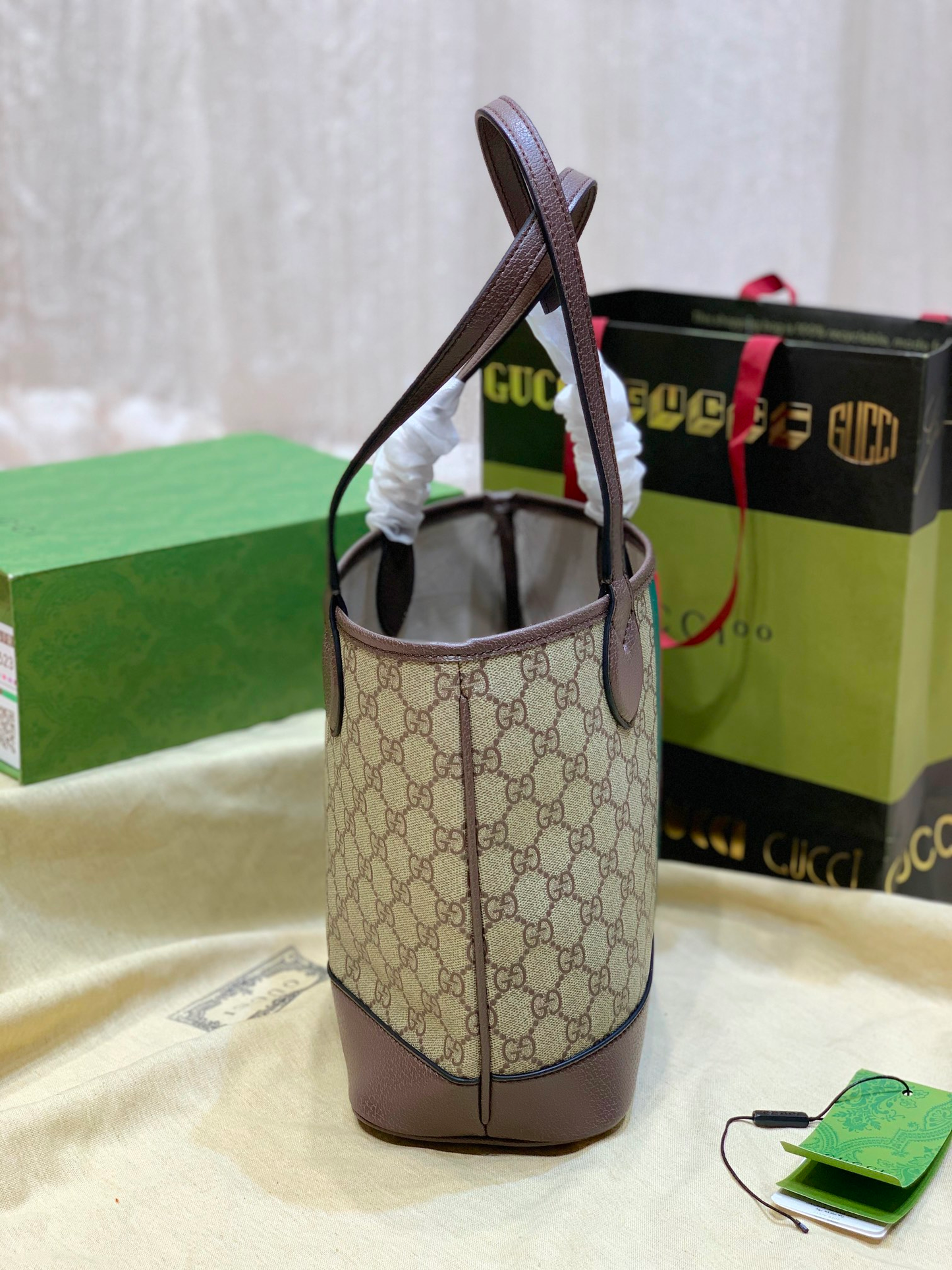 Chic & Stylish Bags