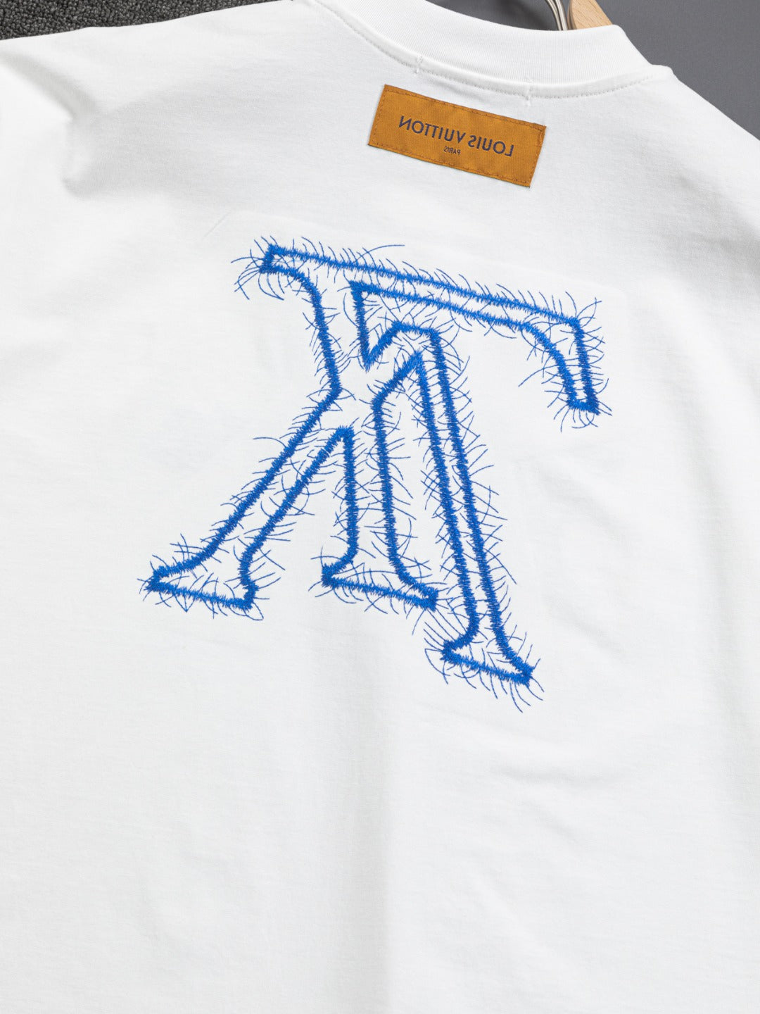 MINIMALIST STREET STYLE