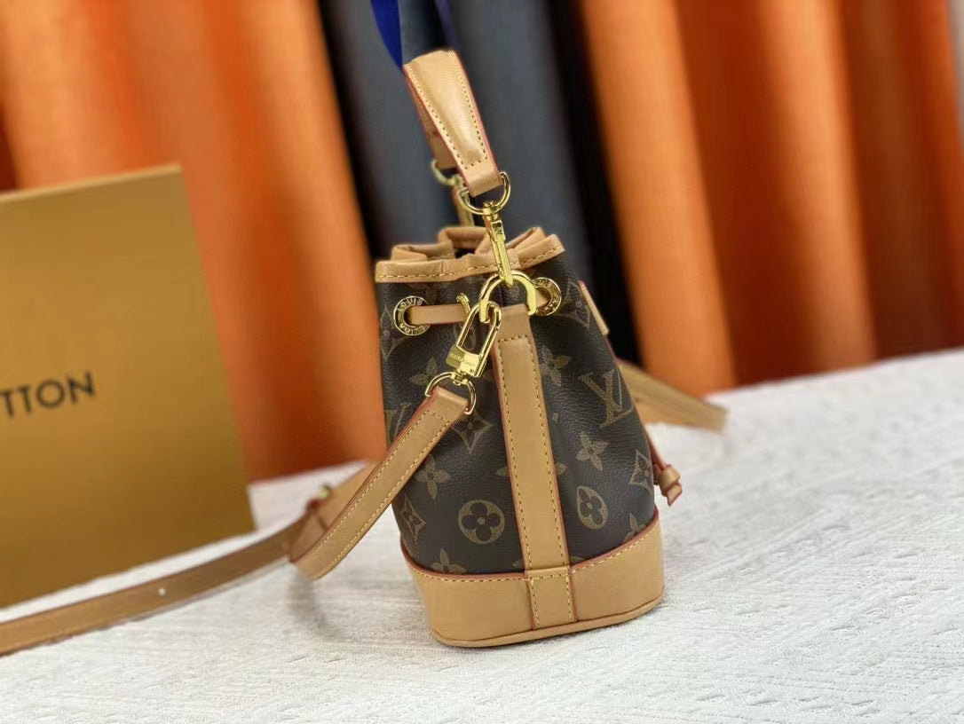 Chic & Stylish Bags