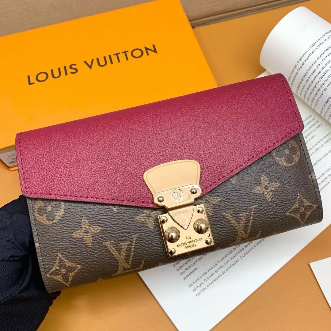 Chic & Stylish Bags
