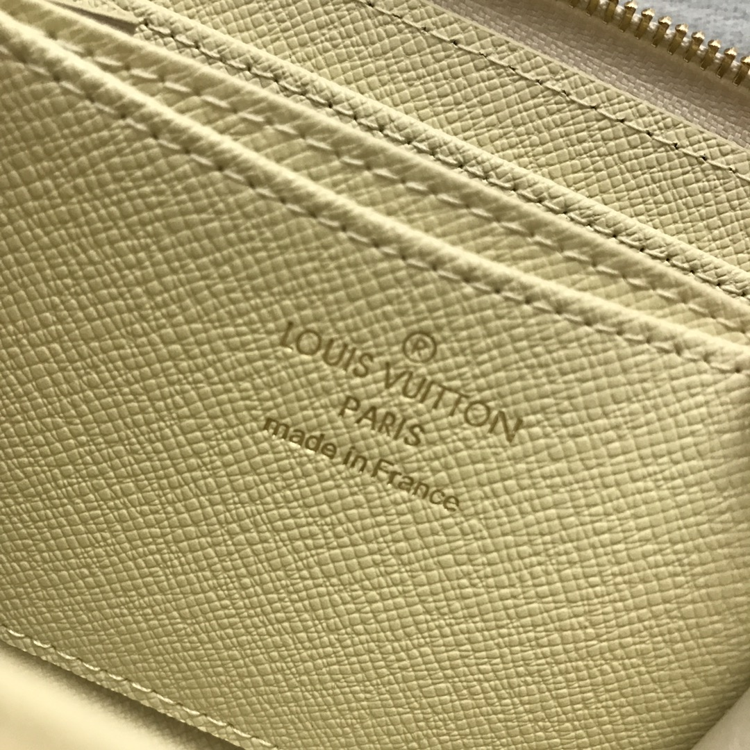 Chic & Stylish Bags