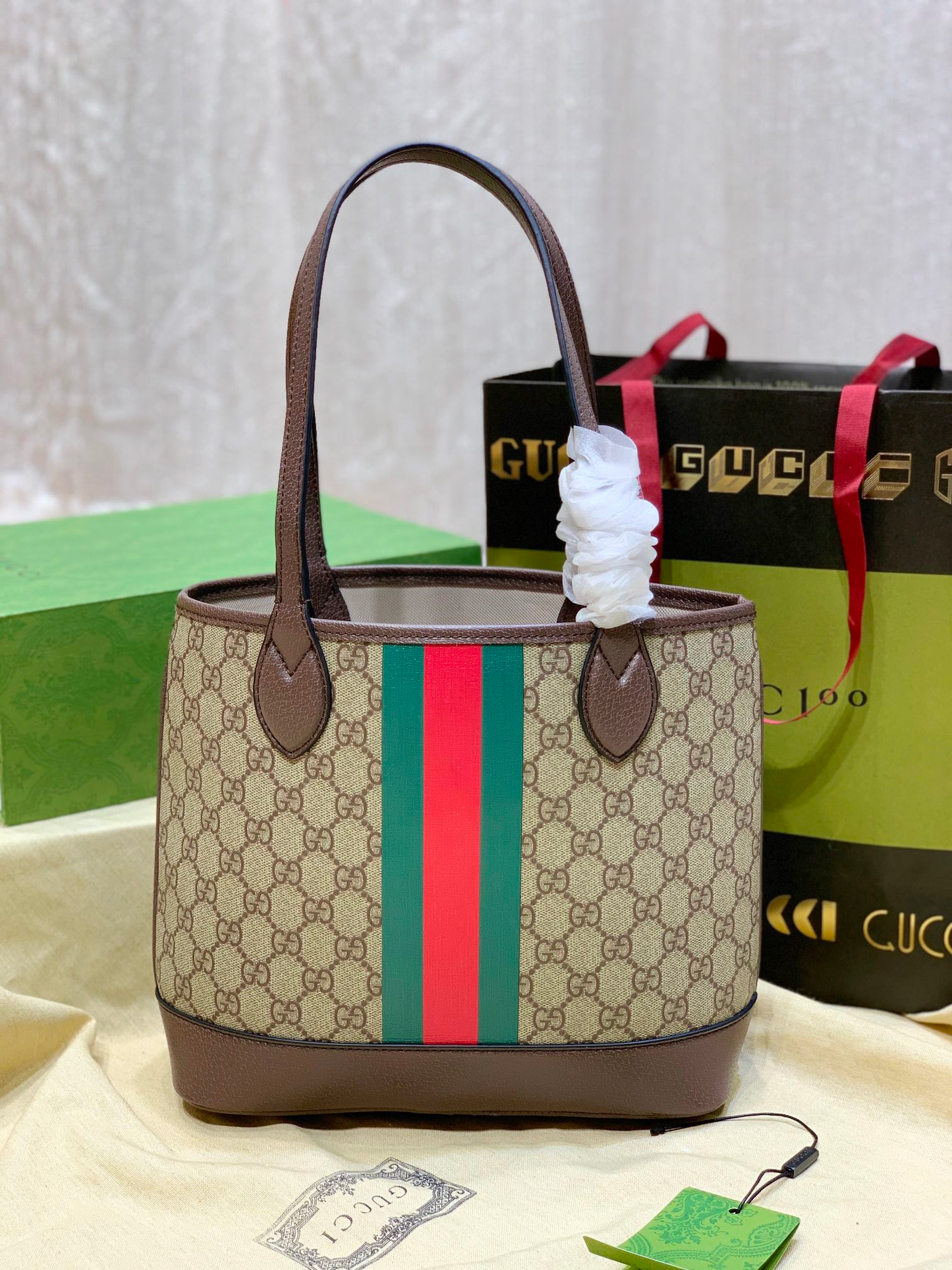 Chic & Stylish Bags