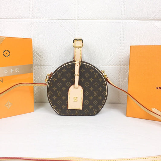 Chic & Stylish Bags